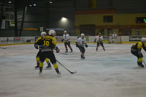 MUŽI x POL 30.11.2025 7