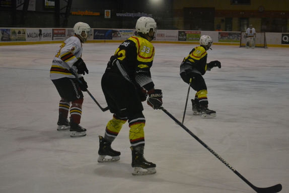 MUŽI x POL 30.11.2025 14