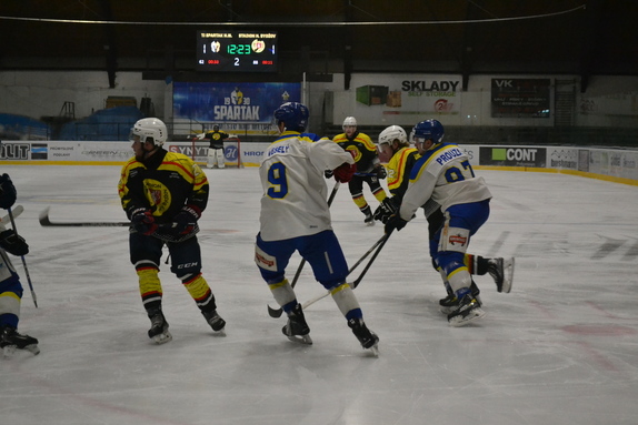 MUŽI x NME 17.12.2025 10