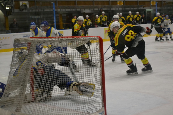 MUŽI x NME 17.12.2025 17