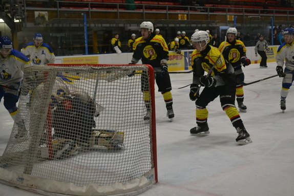 MUŽI x NME 17.12.2025 18