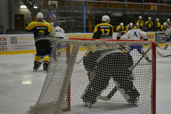 MUŽI x NME 17.12.2025 9