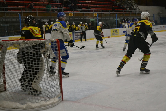 MUŽI x NME 17.12.2025 13