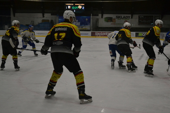 MUŽI x NME 17.12.2025 17