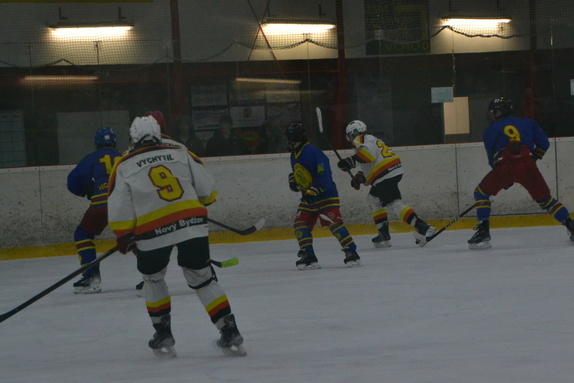 JUN x OPO 20.02.2026 26