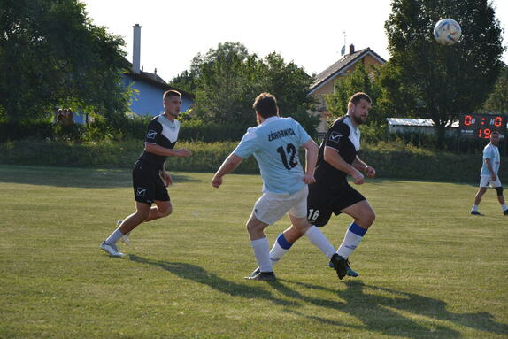 Fotbal TJ Záhornice vs. STADION Nový Bydžov 16