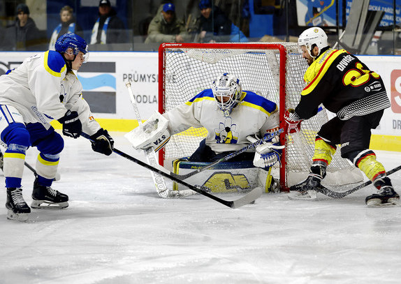 NME x NBY 19.03.2025 MUŽI 44