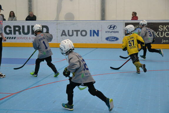 Hokejbal 04.05.2025 27