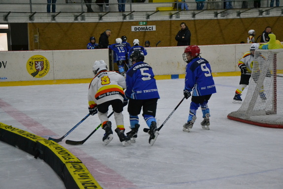 4. třída x TRU 02.11.2025 13