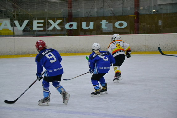 4. třída x TRU 02.11.2025 17