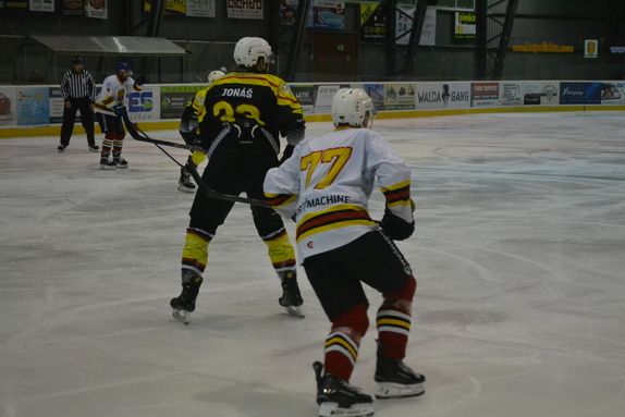 MUŽI x POL 30.11.2025 13